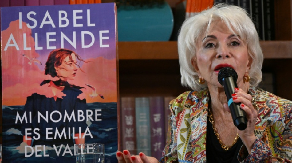 Isabel Allende compara centros para imigrantes nos EUA com 'campos de concentração'