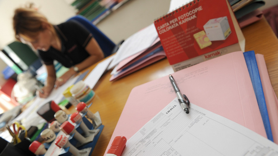 PA invecchia, in 10 anni 1/3 dipendenti pubblici in pensione