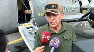 Tr&ecirc;s ministros peruanos renunciam em meio a 'Rolexgate'