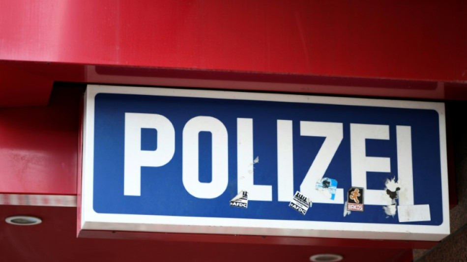 Fahrkartenentzug als erzieherische Ma&szlig;nahme: 13-J&auml;hriger w&auml;hlt Polizeinotruf