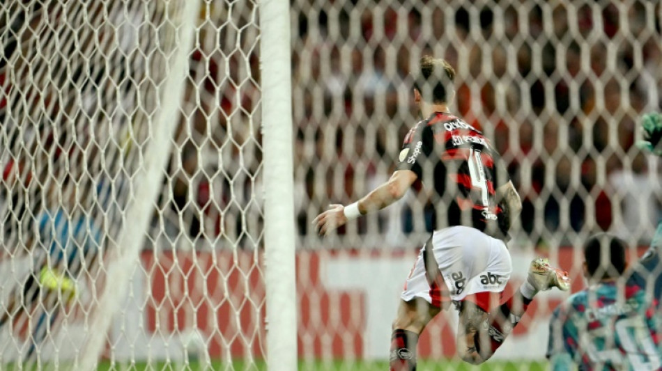 Flamengo vence Deportivo Táchira (1-0) e vai às oitavas da Libertadores