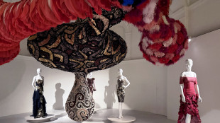 Valentino, a piazza Mignanelli aperta ieri l'ultima mostra "Venus"