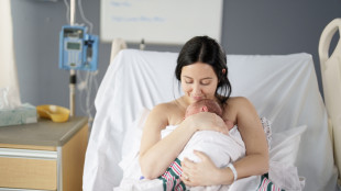 Giornata Kangaroo Care, 'il contatto pelle a pelle che protegge la vita dei neonati'