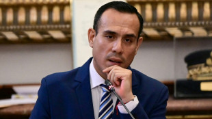 Sieben Pr&auml;sidenten in zehn Jahren: Perus Parlament setzt &Uuml;bergangspr&auml;sident Jer&iacute; ab