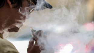 Stretta su e-cig e pi&ugrave; tasse, le proposte per una generazione 'tobacco free'