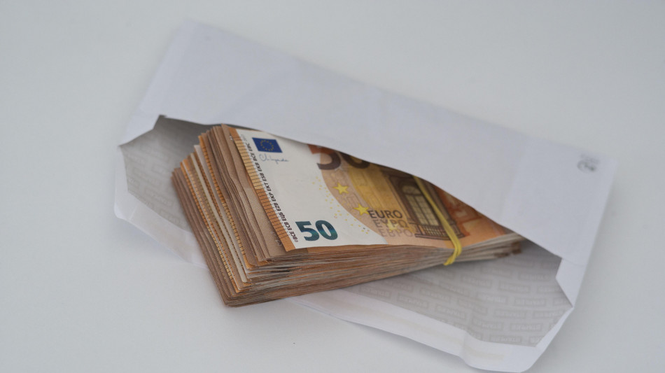 Cgia, per le famiglie 20.592 euro di tasse ma il 95,7% 'invisibili'