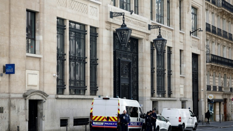 Quatre jeunes &eacute;crou&eacute;s &agrave; Paris apr&egrave;s l'attentat d&eacute;jou&eacute; visant Bank of America, imputable &agrave; un groupuscule pro-iranien