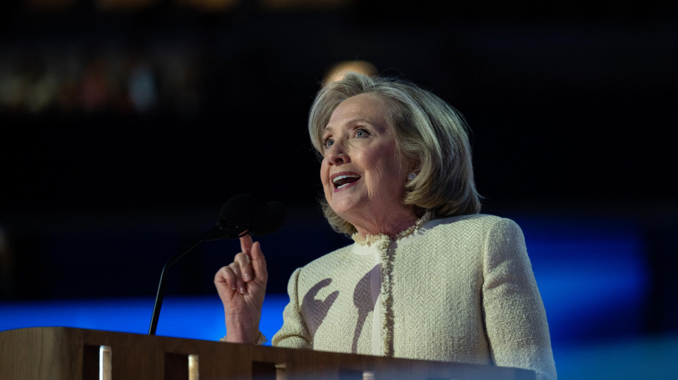 Hillary Clinton, usano omicidio Kirk per attaccare gli avversari