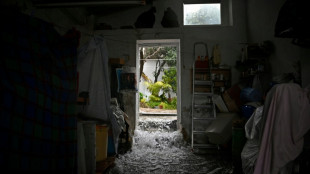 Las lluvias bajan de intensidad en la pen&iacute;nsula ib&eacute;rica, que sigue preocupada por las crecidas de r&iacute;os y embalses