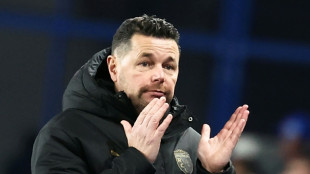 Ligue 1: Pierre Sage "d&eacute;&ccedil;u du r&eacute;sultat mais fier de la r&eacute;action" des Lensois &agrave; Strasbourg