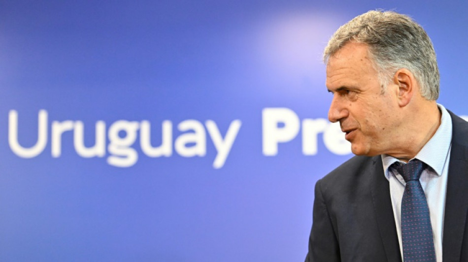 El izquierdista Orsi asume como presidente de Uruguay tras los pasos de Mujica