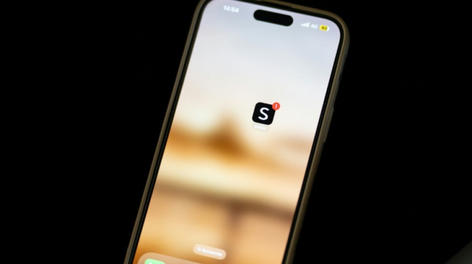 Comprendre la polémique autour de Shein, emblème de l'"ultra fast fashion"