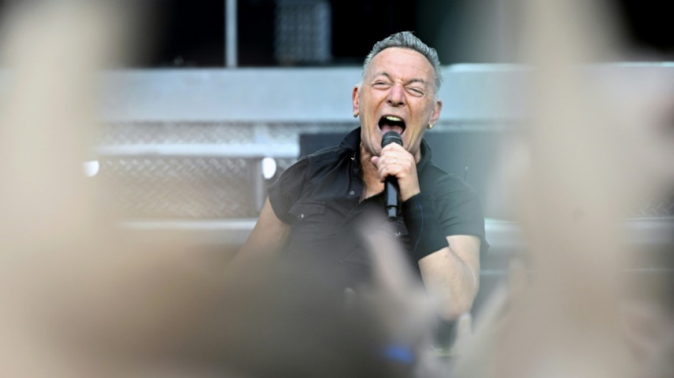 Bruce Springsteen pospone sus conciertos en EEUU por enfermedad