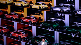 El fabricante chino de vehículos eléctricos Xiaomi recibe casi 300.000 pedidos en una hora