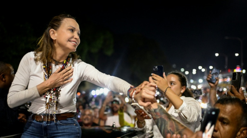 Mar&iacute;a Corina Machado regresa a la sede de su partido en Caracas