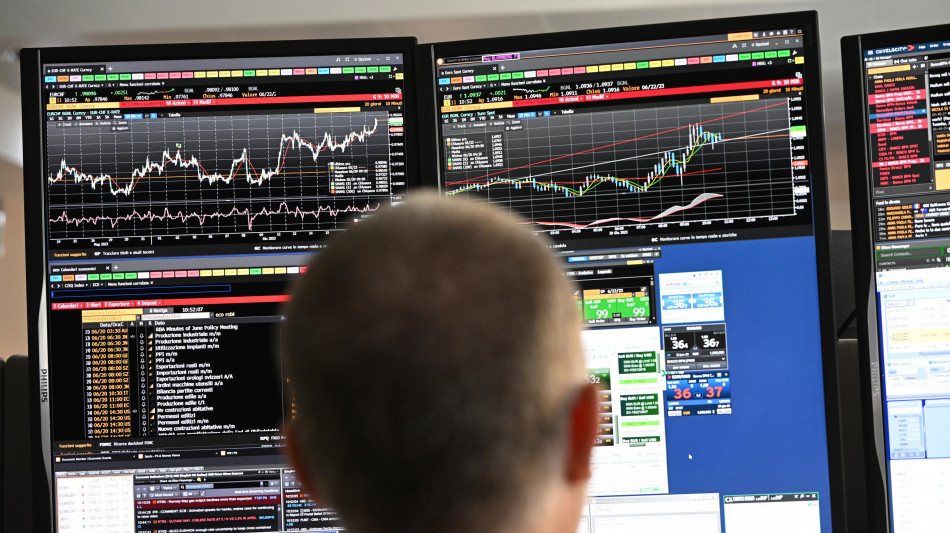 Lo spread tra Btp e Bund chiude a 82,3 punti