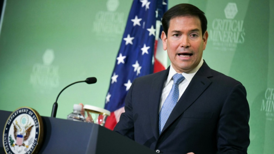 EUA pede negocia&ccedil;&otilde;es trilaterais com R&uacute;ssia e China sobre n&atilde;o prolifera&ccedil;&atilde;o nuclear