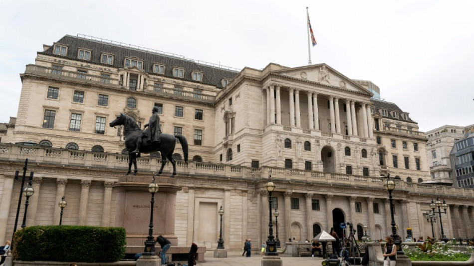 BoE set for finely balanced pre-budget rate call