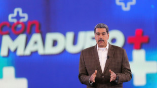 Maduro aumenta pensiones e ingreso básico vía bonificaciones en Venezuela