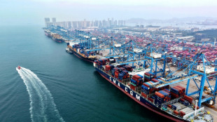 China anuncia tarifas portuarias especiales a barcos vinculados a EEUU