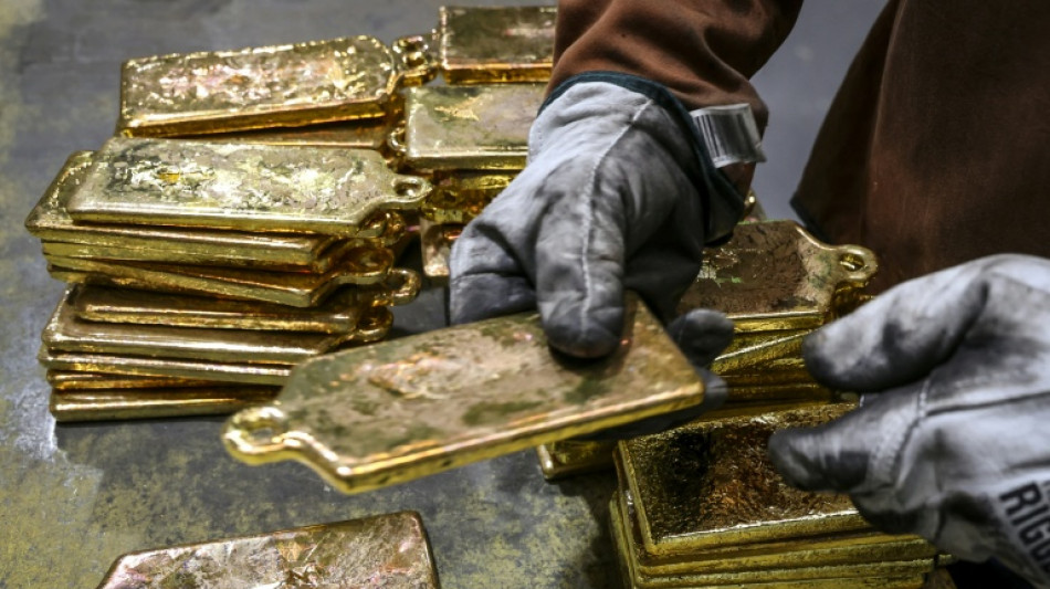 El precio del oro supera el récord de 3.500 dólares por onza