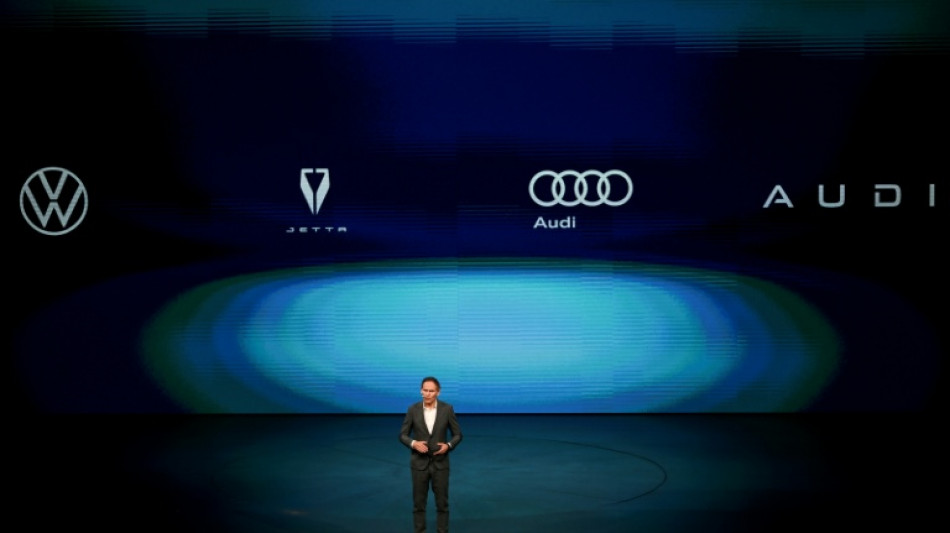 Konzernchef Blume: VW plant Einstieg ins R&uuml;stungsgesch&auml;ft