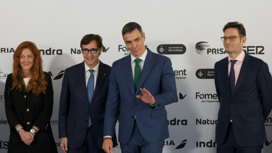 El presidente del grupo de El País y de Caracol pide el fin de las guerras internas