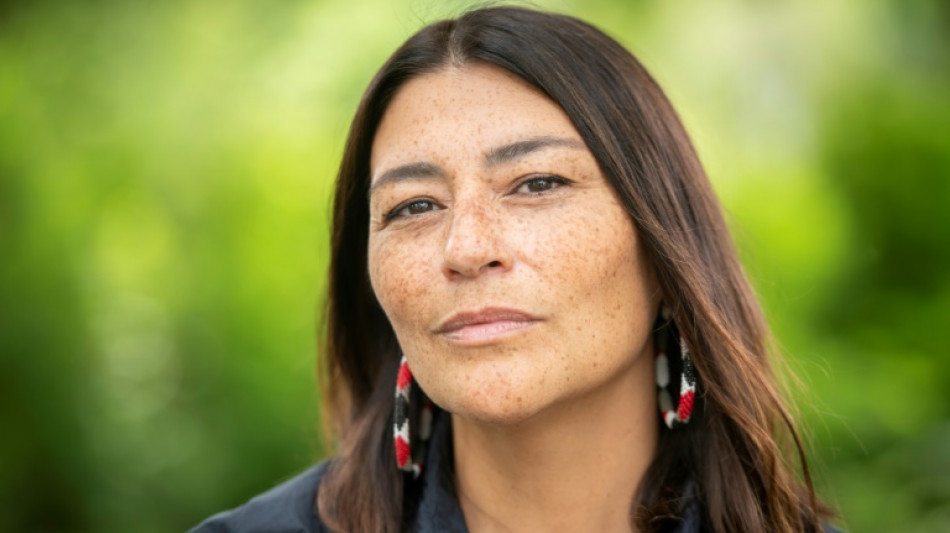 Elisapie, a cantora inu&iacute;te que interpreta Metallica e Blondie a servi&ccedil;o de seu povo