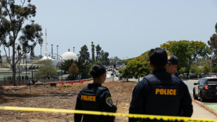Trois morts dans une attaque contre une mosqu&eacute;e de Californie, les deux tireurs se suicident