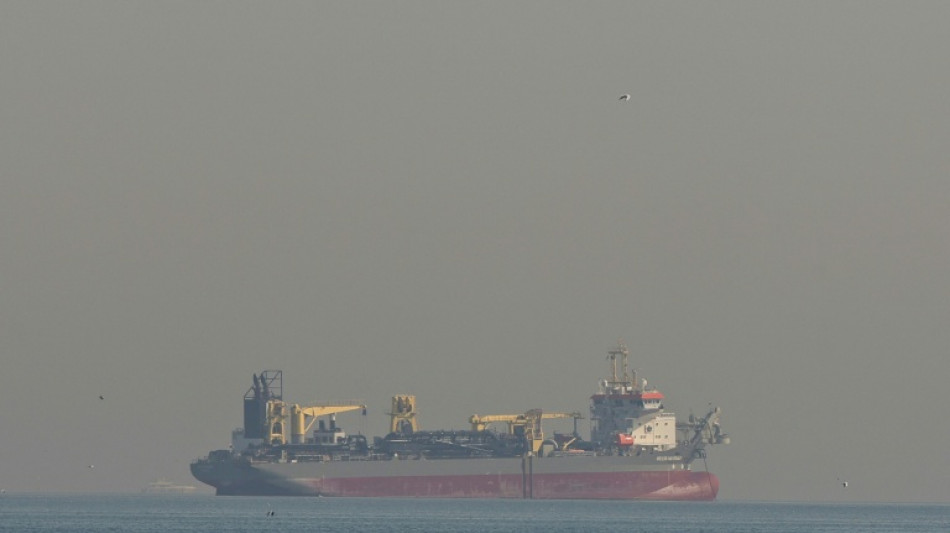 Infrastructures du Golfe attaqu&eacute;es, d&eacute;troit d'Ormuz bloqu&eacute;: choc mondial sur l'&eacute;nergie