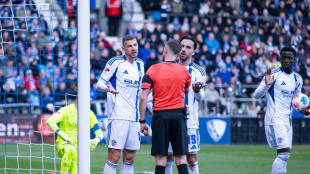 Handfeste Winterkrise: Schalke muss um Aufstieg bangen