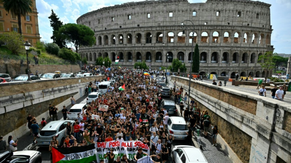 Centenas de milhares de pessoas protestam em toda a Itália em apoio a Gaza