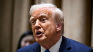 Trump impone aranceles de 25% a los automóviles fabricados fuera de EEUU