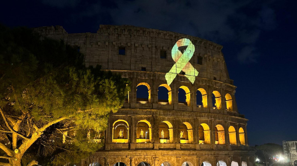 Il 27 settembre Colosseo illuminato per i bimbi con tumore