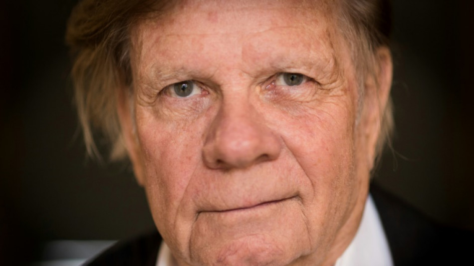 Morre o pintor su&iacute;&ccedil;o Peter St&auml;mpfli, expoente europeu da Pop Art