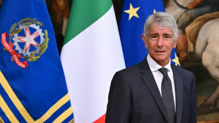 Ministro dos Esportes da It&aacute;lia nega ser homof&oacute;bico ap&oacute;s coment&aacute;rios sobre jogador gay