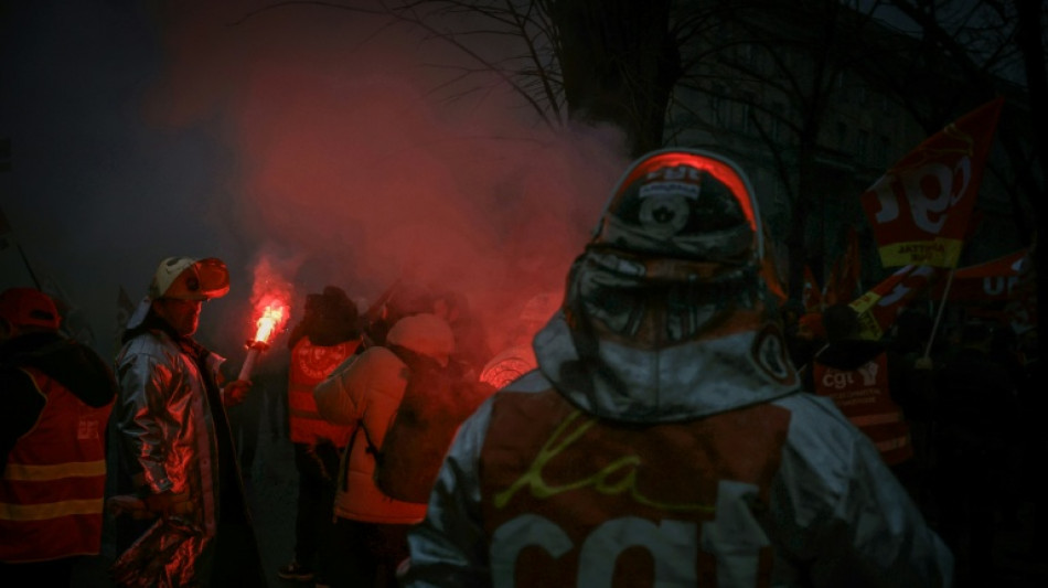 Frankreichs Parlament stimmt für Nationalisierung von ArcelorMittal - Regierung lehnt ab