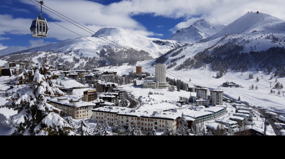 Comprensorio Vialattea, stagione sciistica al via 6 dicembre