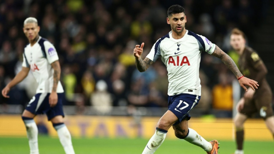 Romero slams 'disgraceful' Spurs squad depth