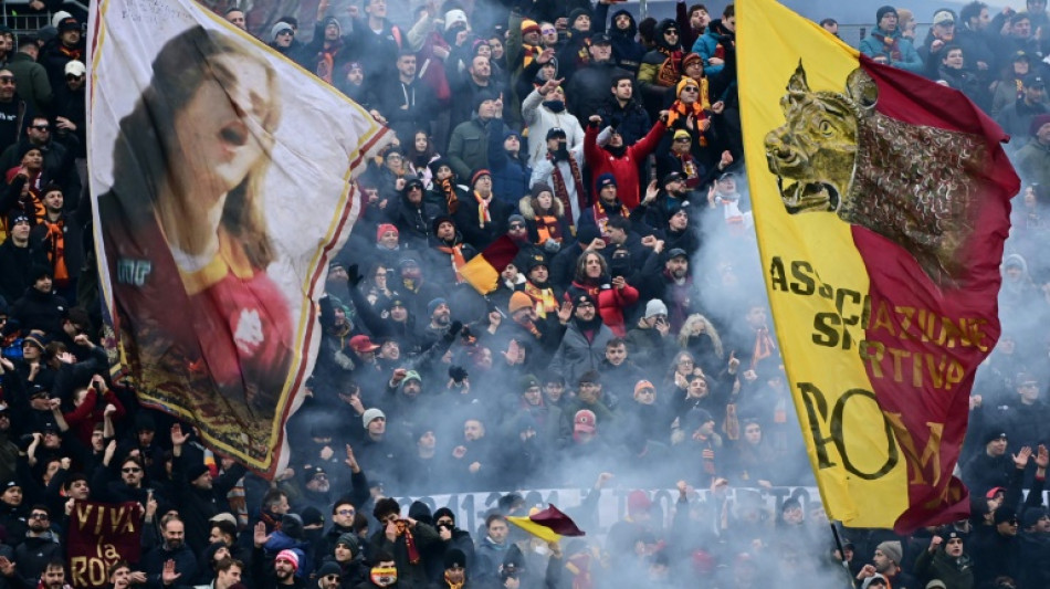 Table-toppers Roma face Napoli and Serie A title test