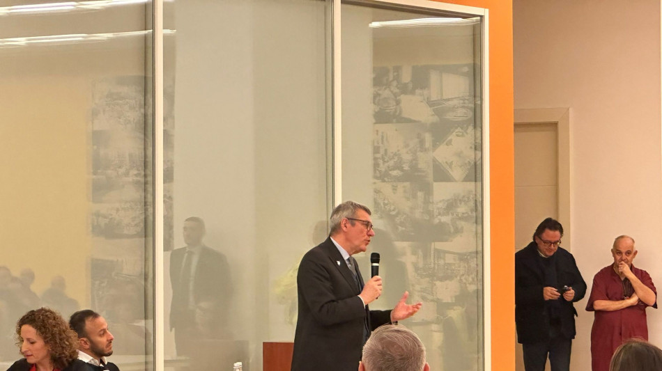 Landini, 'politica industriale e investimenti per ridare futuro'