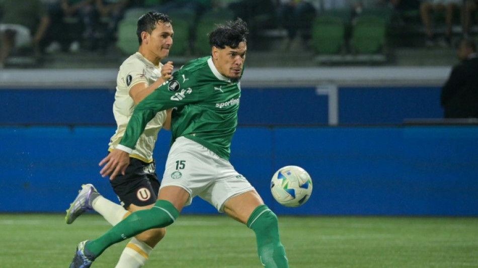 Palmeiras empata sem gols com Universitario e avança às quartas da Libertadores