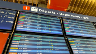 Panne à l'aéroport de Paris-Orly, 130 vols annulés dimanche