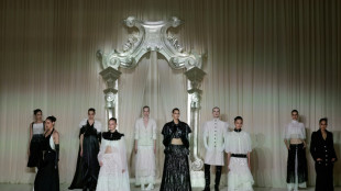 Chanel: un hiver confortable et glamour avant l'arrivée de Matthieu Blazy