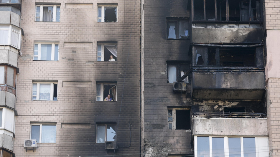 Kiev, '405 droni e 28 missili russi, molti abbattuti'