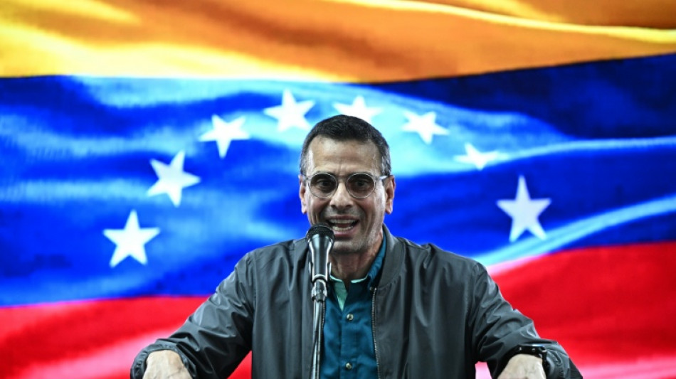 Oposição venezuelana se fragmenta antes das eleições regionais e parlamentares