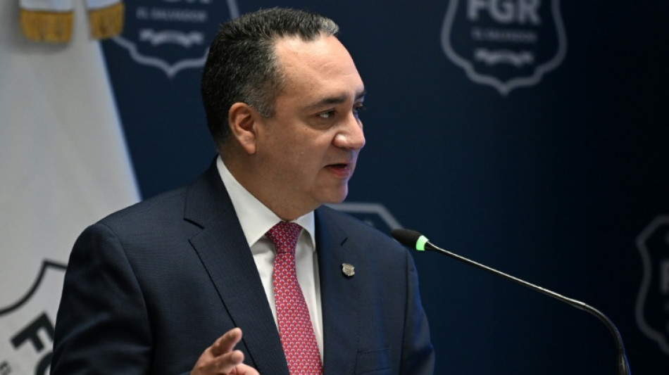 Detienen a un financiero salvadore&ntilde;o acusado de una millonaria defraudaci&oacute;n