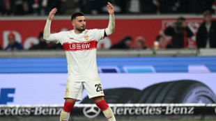 Stuttgart vence M&ouml;nchengladbach e entra de vez na luta por vaga na Champions