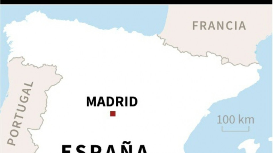 Cuatro personas muertas y dos desaparecidas al hundirse una pasarela en una playa del norte de Espa&ntilde;a