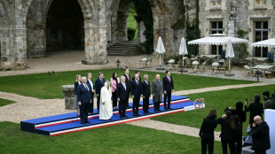 Ir&aacute;n desaf&iacute;a a Trump y urge a los civiles a alejarse de los estadounidenses